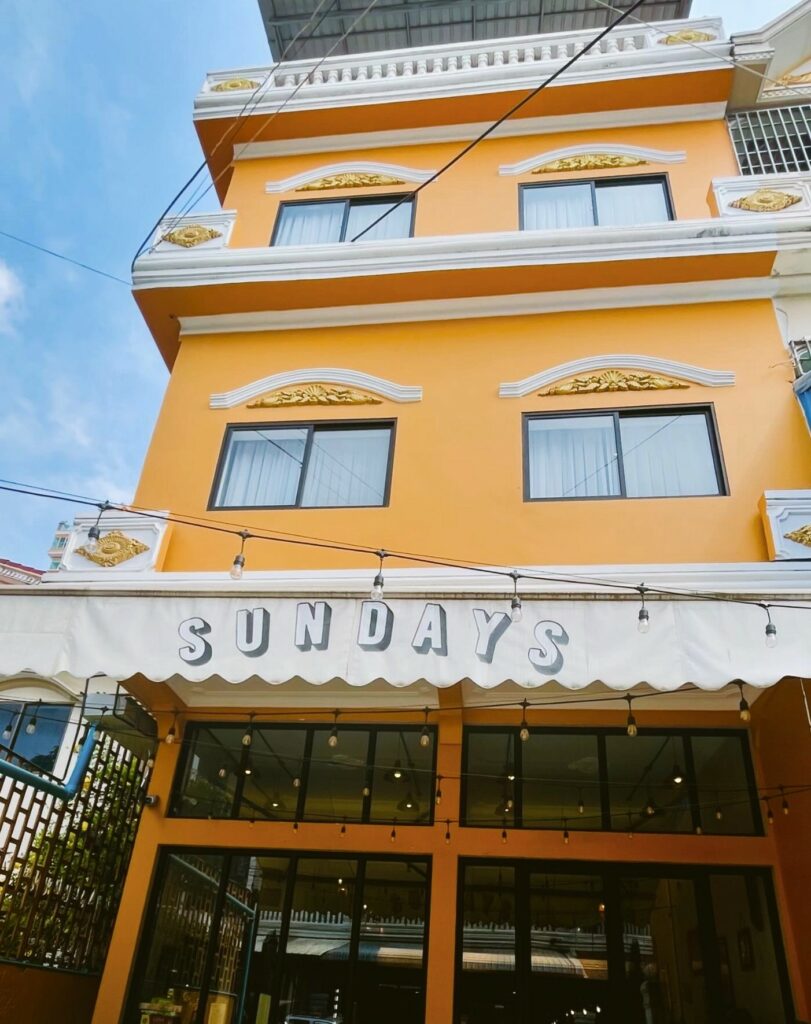 Sundays vegan hotel in Phnom Penh, entrance