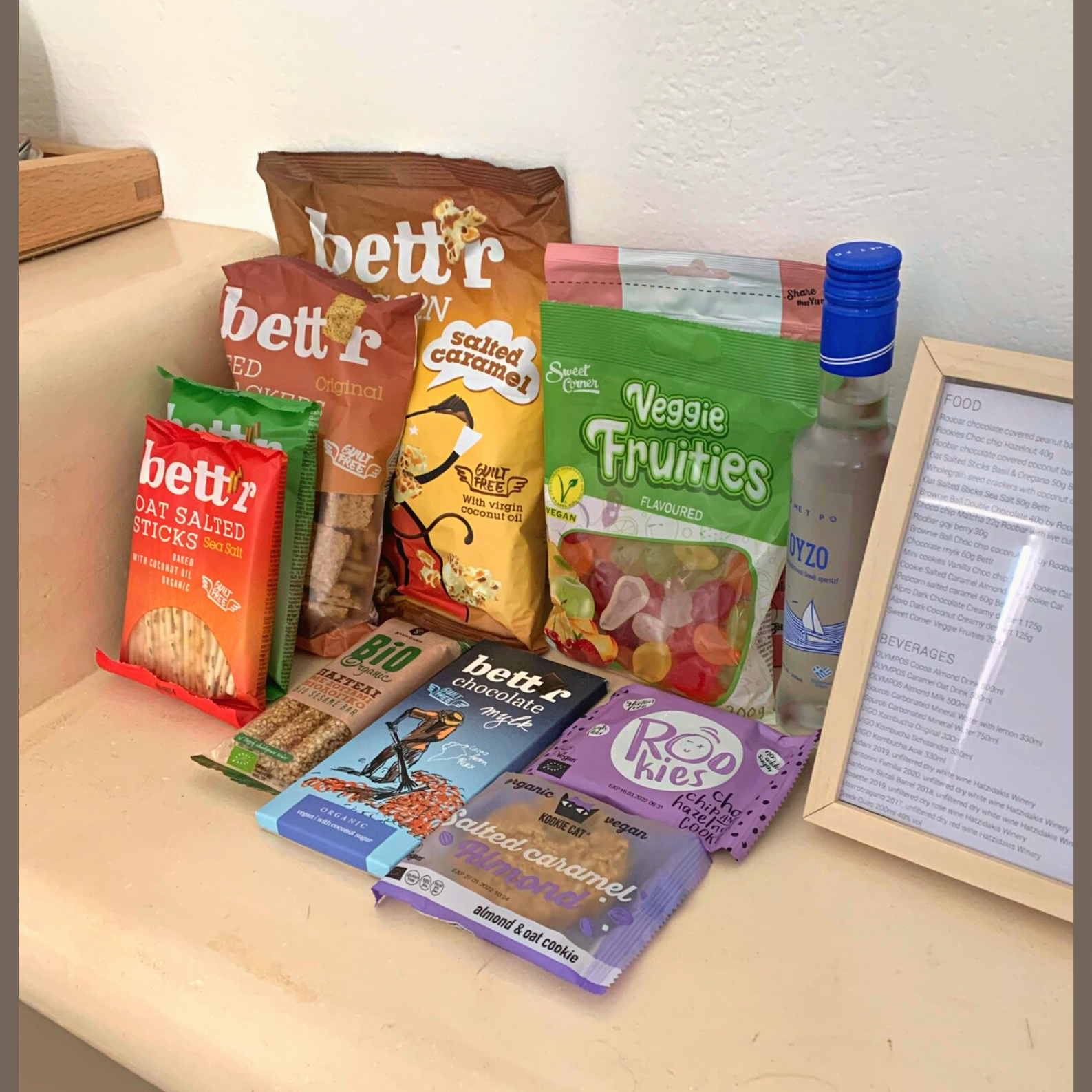 mod santorini vegan
